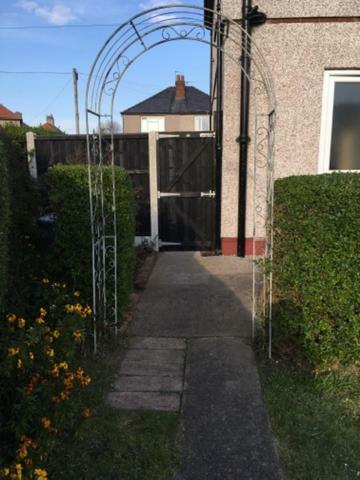 Rhuddlan House Villa Exterior photo