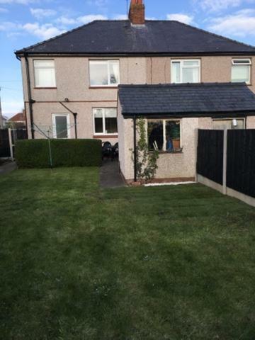 Rhuddlan House Villa Exterior photo